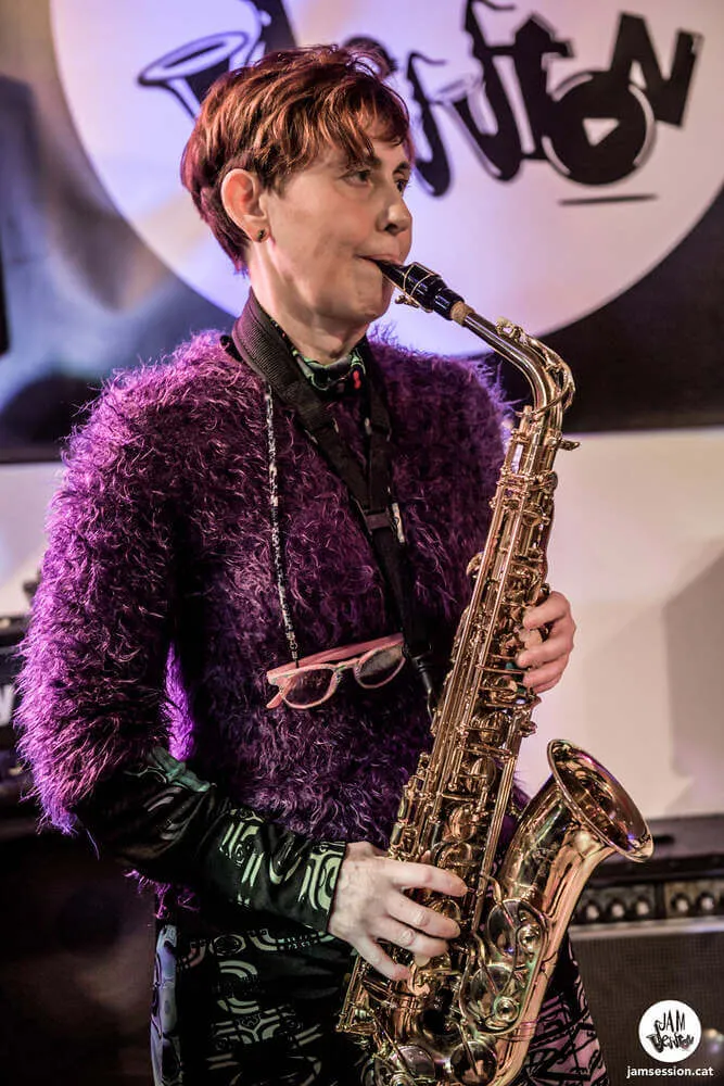 maite vernet saxo